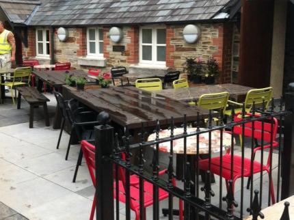 The Queen'S Head Wetherspoon Hotel Tavistock  Kültér fotó