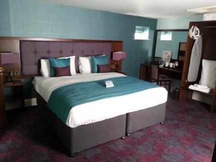 The Queen'S Head Wetherspoon Hotel Tavistock  Kültér fotó